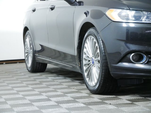 Used 2014 Ford Fusion Titanium FWD image 2