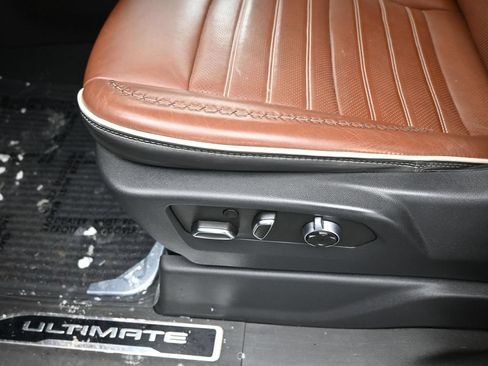 Used 2023 GMC Sierra 1500 Denali Ultimate AWD/4WD image 12
