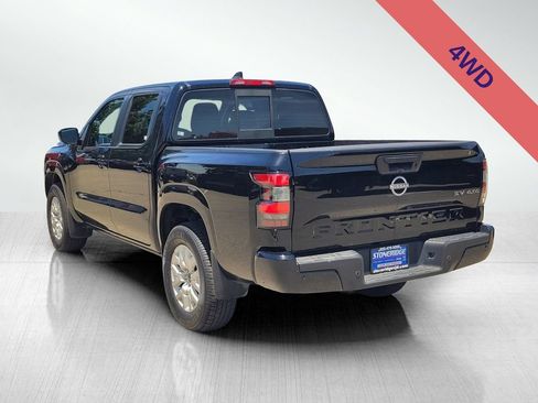 Used 2022 Nissan Frontier SV w/ Technology Package AWD/4WD image 6