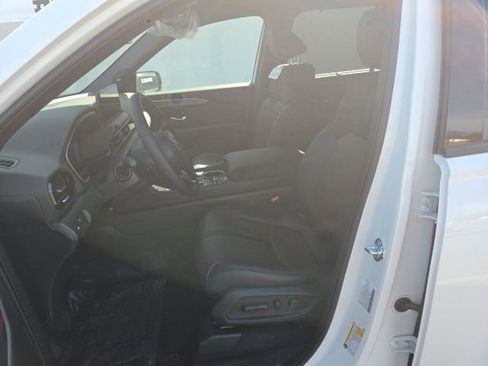 New 2026 Honda Pilot Black Edition image 17