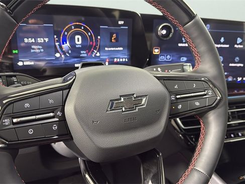 Certified 2026 Chevrolet Traverse RS image 23