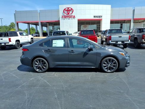 New 2026 Toyota Corolla SE FWD image 2