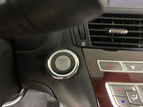 Used 2015 INFINITI Q70 3.7 image 17