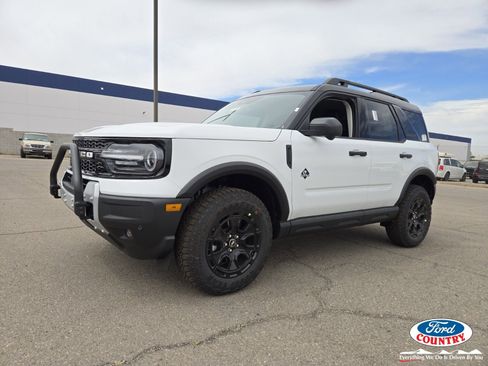 New 2026 Ford Bronco Sport Outer Banks w/ Sasquatch Outer Banks Package AWD/4WD image 2