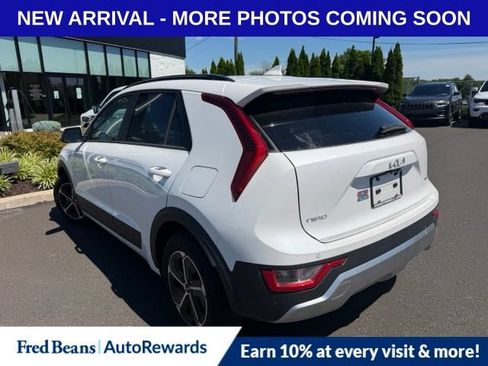 Used 2023 Kia Niro EX FWD image 5