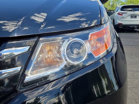 Used 2017 Honda Odyssey EX-L image 11