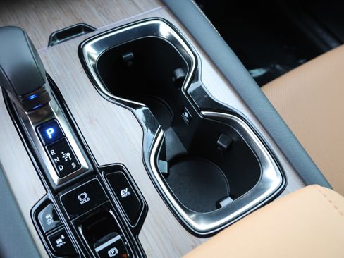 Used 2024 Lexus RX 350h image 31