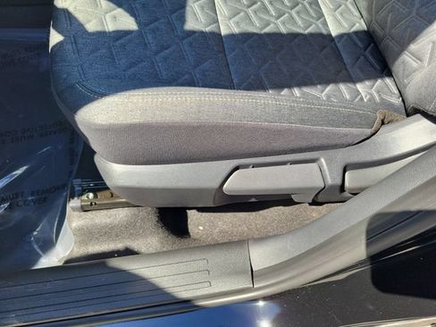 New 2026 Nissan Kicks SV w/ SV Premium Package FWD image 9