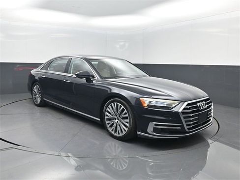 Used 2021 Audi A8 L 3.0T w/ Executive Plus Package image 37