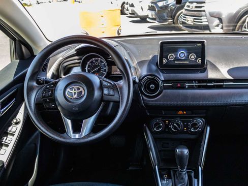 Used 2018 Toyota Yaris iA FWD image 21