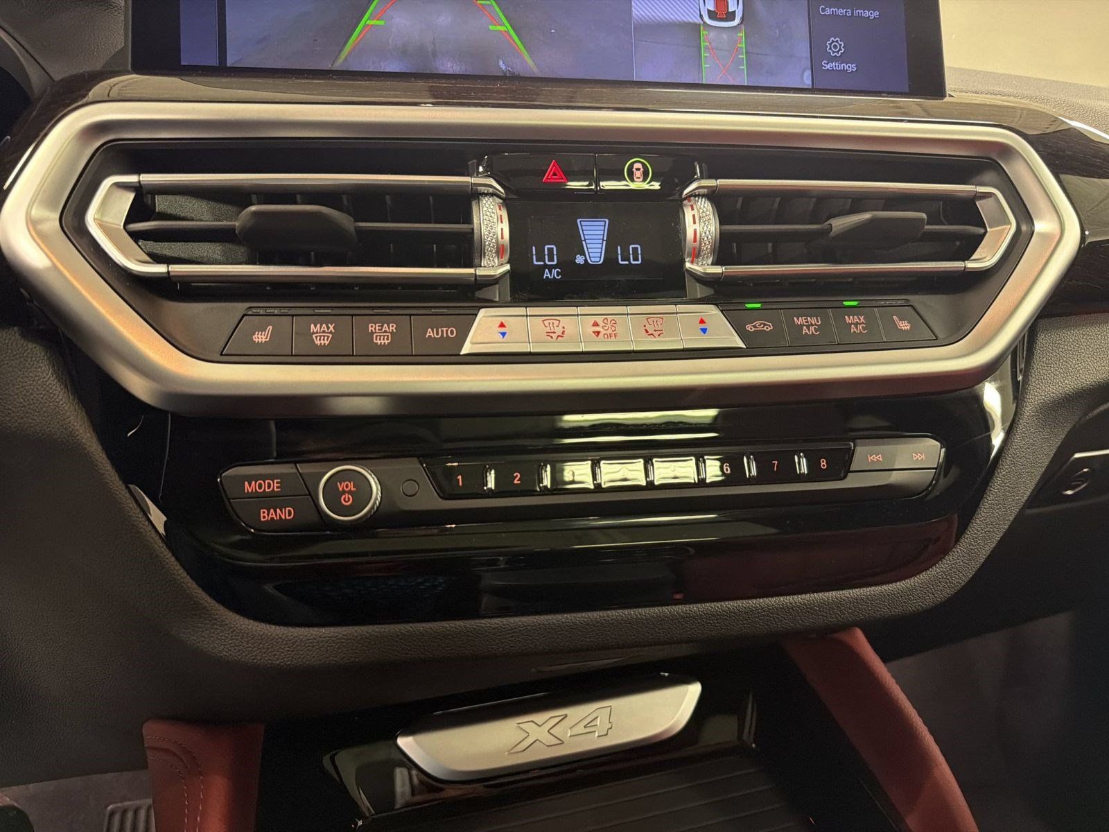 Certified 2025 BMW X4 xDrive30i AWD/4WD image 56