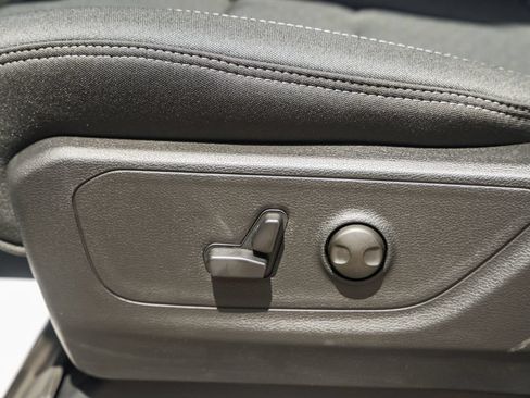 New 2026 RAM 1500 Big Horn AWD/4WD image 39