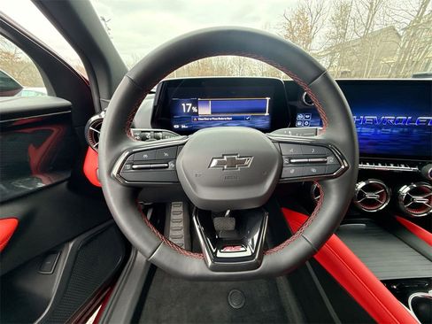 Used 2024 Chevrolet Blazer EV RS image 11