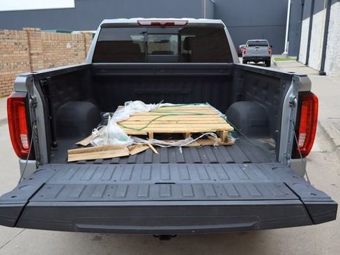 Certified 2024 GMC Sierra 1500 Denali RWD image 29