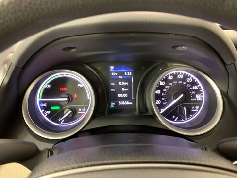 Used 2023 Toyota Camry LE image 19