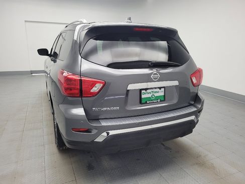 Used 2020 Nissan Pathfinder S image 6