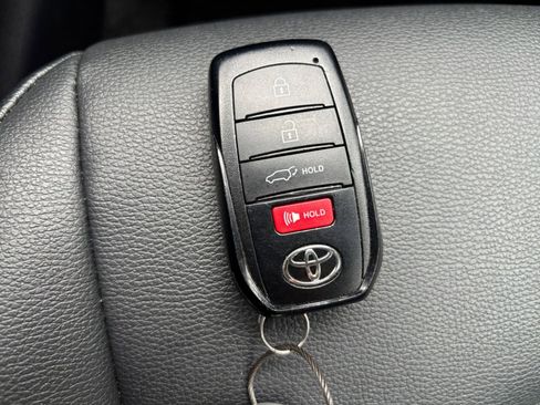Used 2025 Toyota Grand Highlander FWD image 22