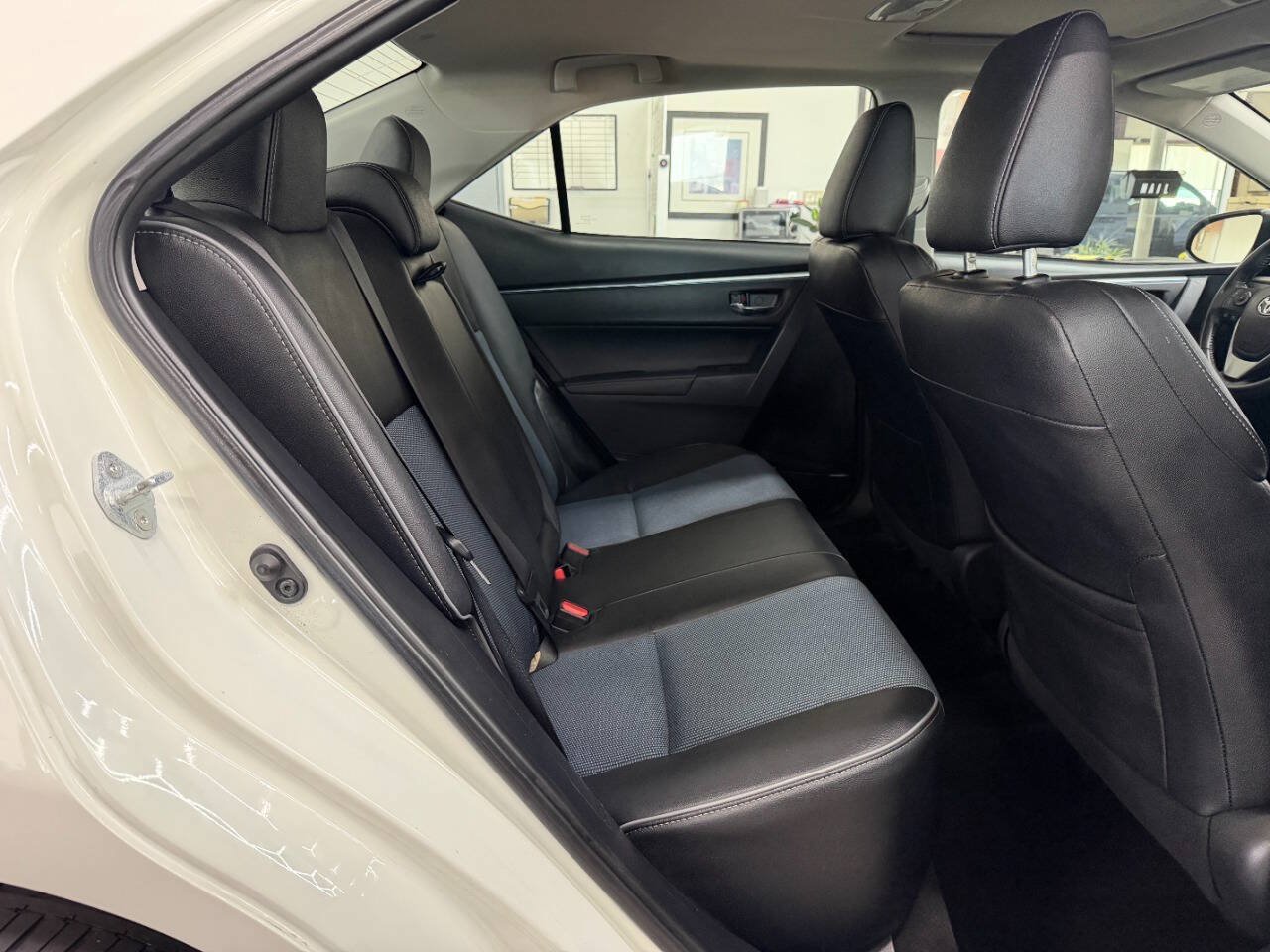 Used 2016 Toyota Corolla S FWD image 15