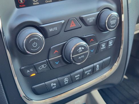 Used 2019 Dodge Durango GT AWD/4WD image 27