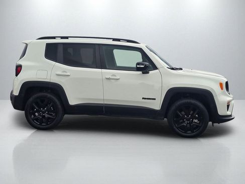 Used 2023 Jeep Renegade Altitude w/ Convenience Group I AWD/4WD image 4