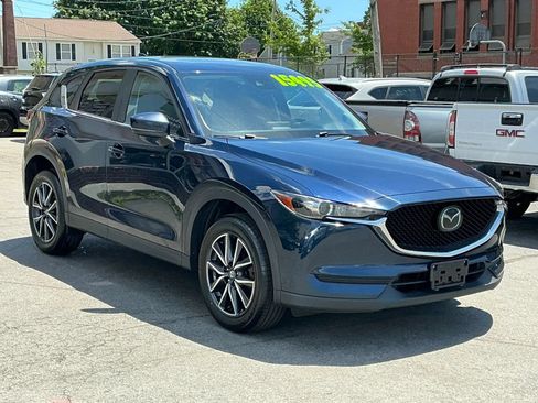 Used 2018 MAZDA CX-5 Touring w/ Preferred Equipment Package AWD/4WD image 3