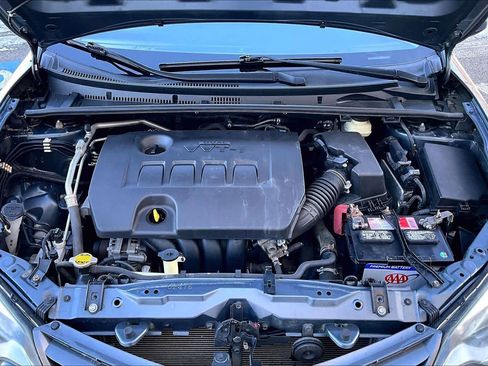 Used 2016 Toyota Corolla LE image 30