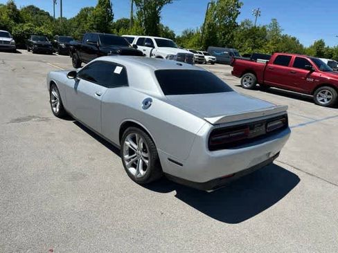 Used 2022 Dodge Challenger R/T RWD image 15