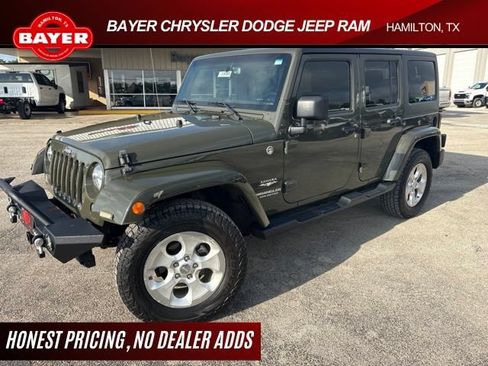 Used 2015 Jeep Wrangler Unlimited Sahara w/ Connectivity Group AWD/4WD image 1