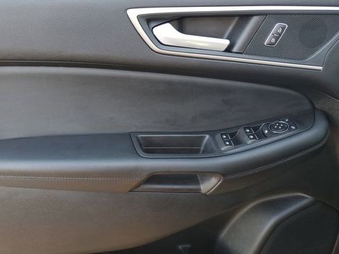 Certified 2024 Ford Edge SEL w/ Convenience Package image 9