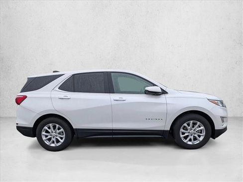 Used 2019 Chevrolet Equinox LT FWD image 4