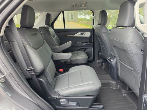 New 2026 Ford Explorer Active image 45