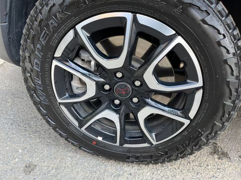 Used 2025 Jeep Compass Trailhawk AWD/4WD image 29