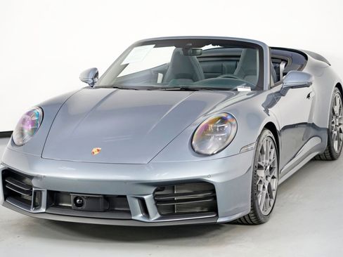 Used 2025 Porsche 911 Carrera image 48