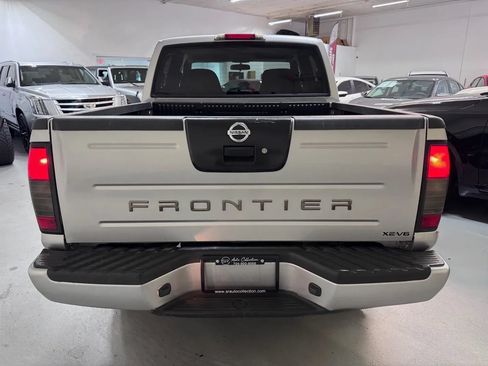 Used 2004 Nissan Frontier XE RWD image 4