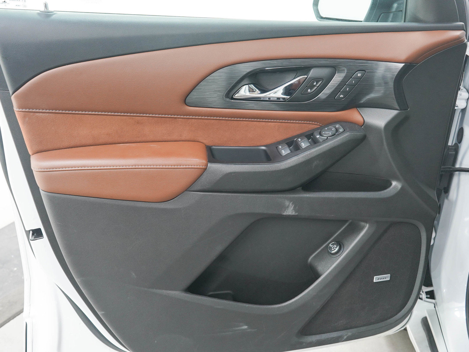 Used 2021 Chevrolet Traverse High Country AWD/4WD image 22