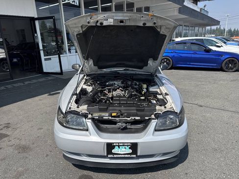 Used 2002 Ford Mustang GT RWD image 10
