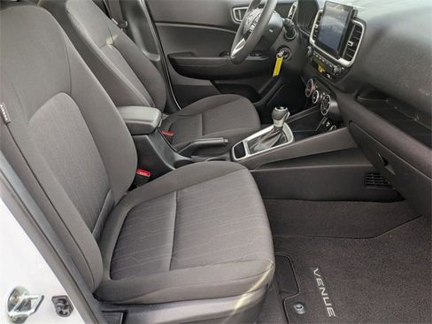 Certified 2023 Hyundai Venue SE w/ Cargo Package image 35