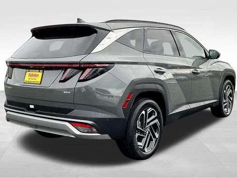 New 2025 Hyundai Tucson Limited image 13