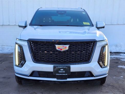 Certified 2026 Cadillac Escalade Platinum Sport w/ LPO, Floor Liner Package image 8