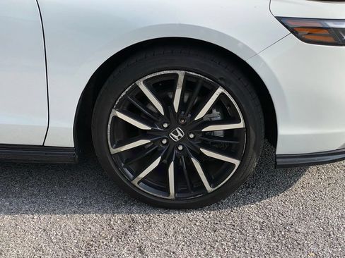 Used 2023 Honda Accord Touring image 8