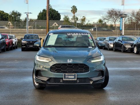 Certified 2024 Honda HR-V LX image 2