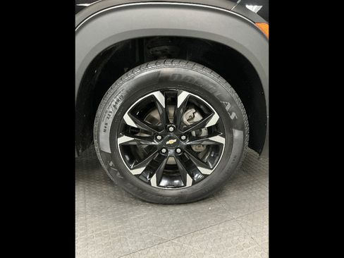 Used 2023 Chevrolet TrailBlazer LT w/ Convenience Package FWD image 39