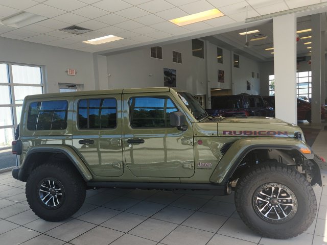 Certified 2026 Jeep Wrangler Unlimited Rubicon AWD/4WD image 13