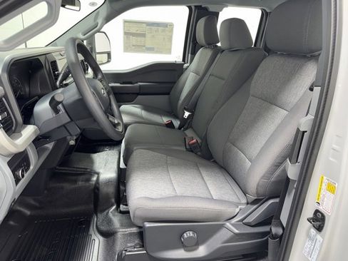 New 2026 Ford F250 XL w/ XL Chrome Package image 13