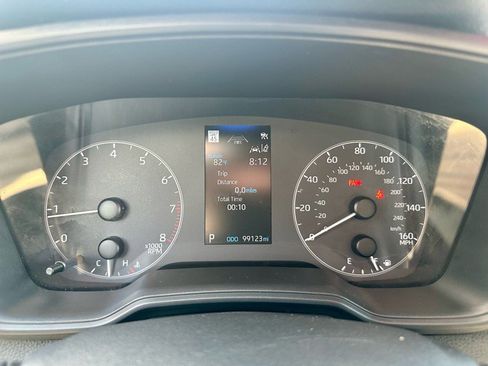 Used 2023 Toyota Corolla LE image 15