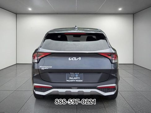 Used 2023 Kia Sportage EX FWD image 4