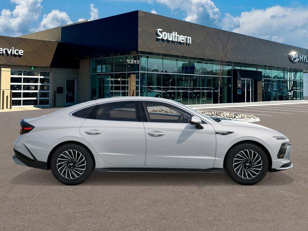 New 2026 Hyundai Sonata SEL FWD image 8