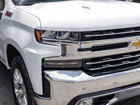Used 2021 Chevrolet Silverado 1500 LTZ AWD/4WD image 38