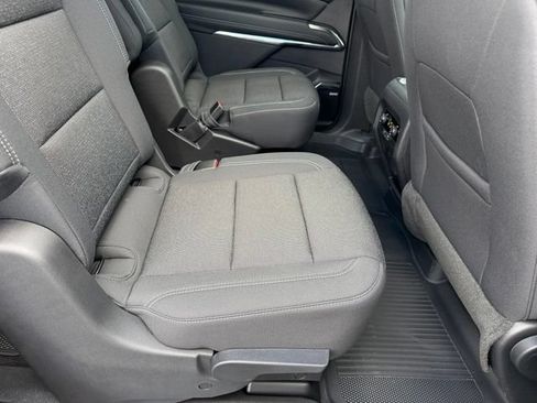 New 2026 Chevrolet Traverse LT w/ Enhanced Driving Package AWD/4WD image 11