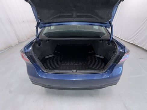 Used 2022 Subaru Legacy Premium AWD/4WD image 16